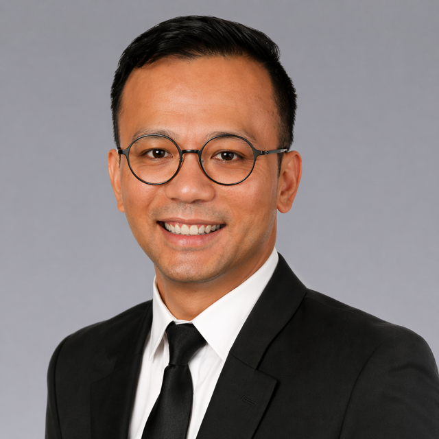Men Lee, Director of Marketing, Colliers